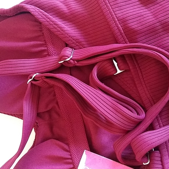 Xhilaration Scoop Back One Piece Swimsuit Burgundy Sz M Junior - Picture 7 of 11